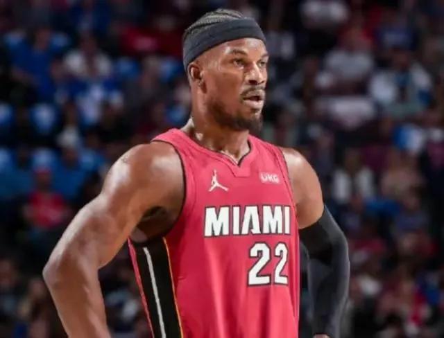 休赛期的保罗乔治,休赛期球星