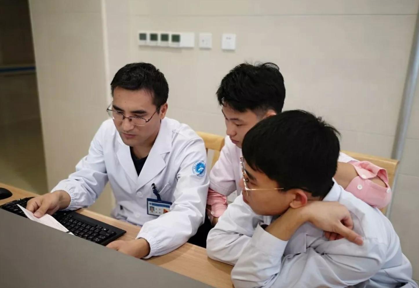 2023临床医学专业全国排名,临床医学热门专业