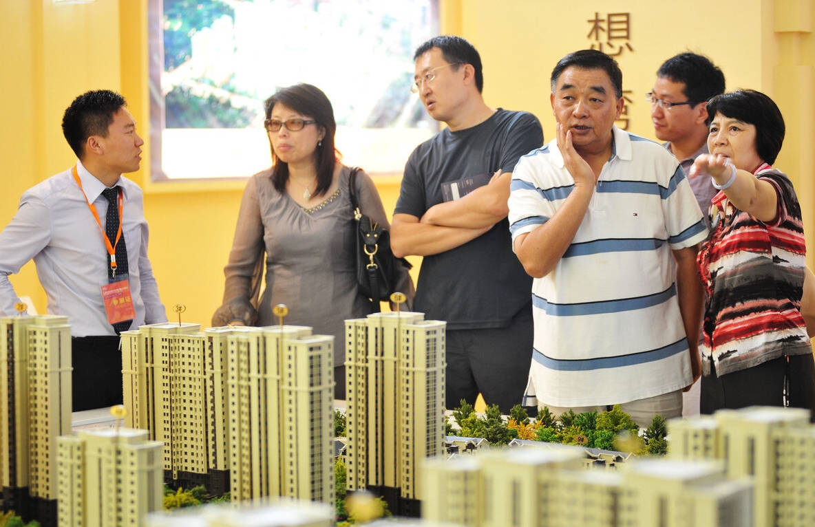 中国到2030年的人口数目预测,2056年中国还有多少人口