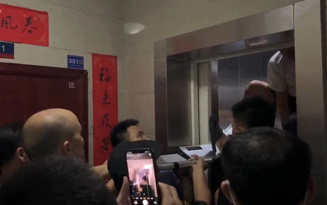 长沙电梯坠落事件,长沙电梯出事事件