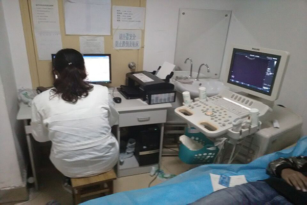 关节疼痛补氨糖有必要买骨胶原吗,关节痛用氨糖还是骨胶原