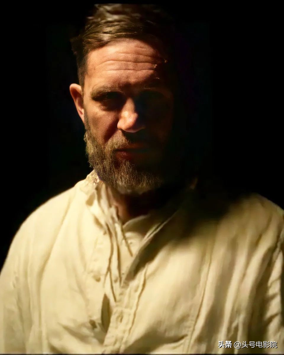 美剧浴血黑帮解说9.0以上评分,浴血黑帮第一季深度解析