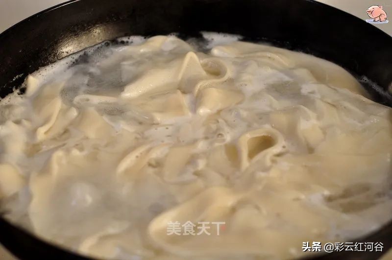 油泼面家常做法,油泼面怎么和面