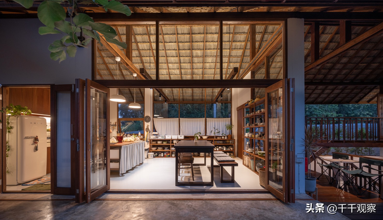 【世界建筑】Khiankhai私宅与工作室/SherMaker