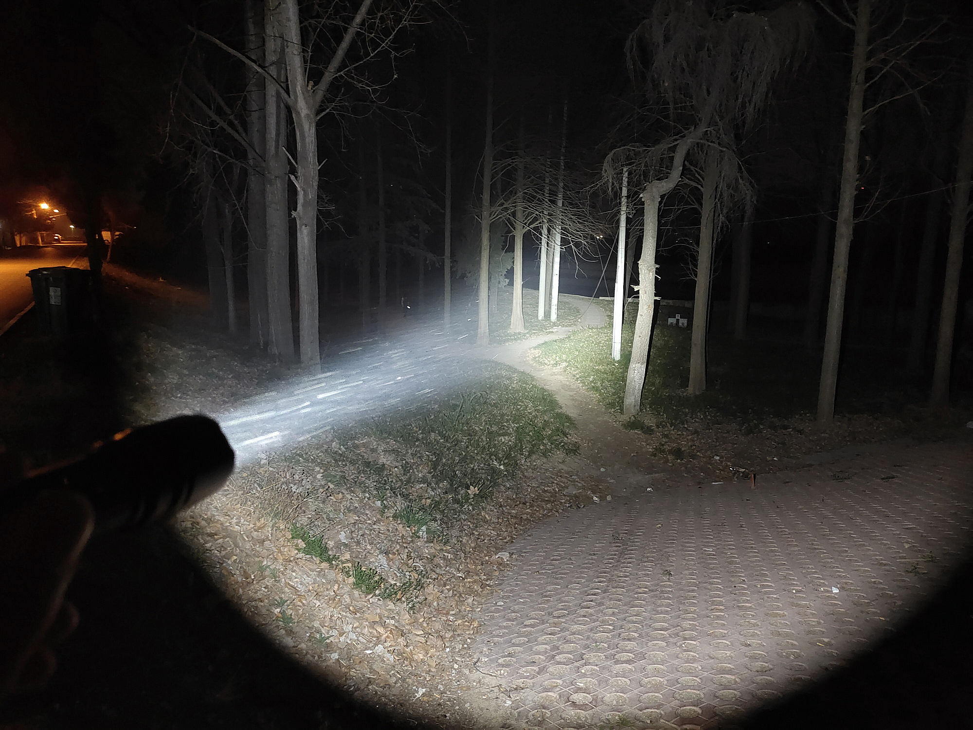 性能强悍再升级，Fenix菲尼克斯TK20RV2.0战术手电体验