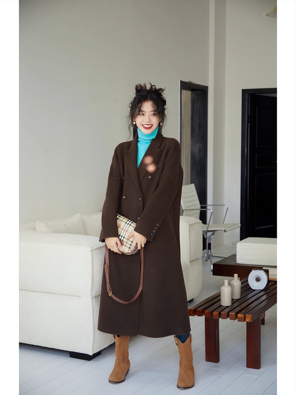 冬天穿大衣配什么耳饰,冬季穿大衣戴哪款耳环显气质