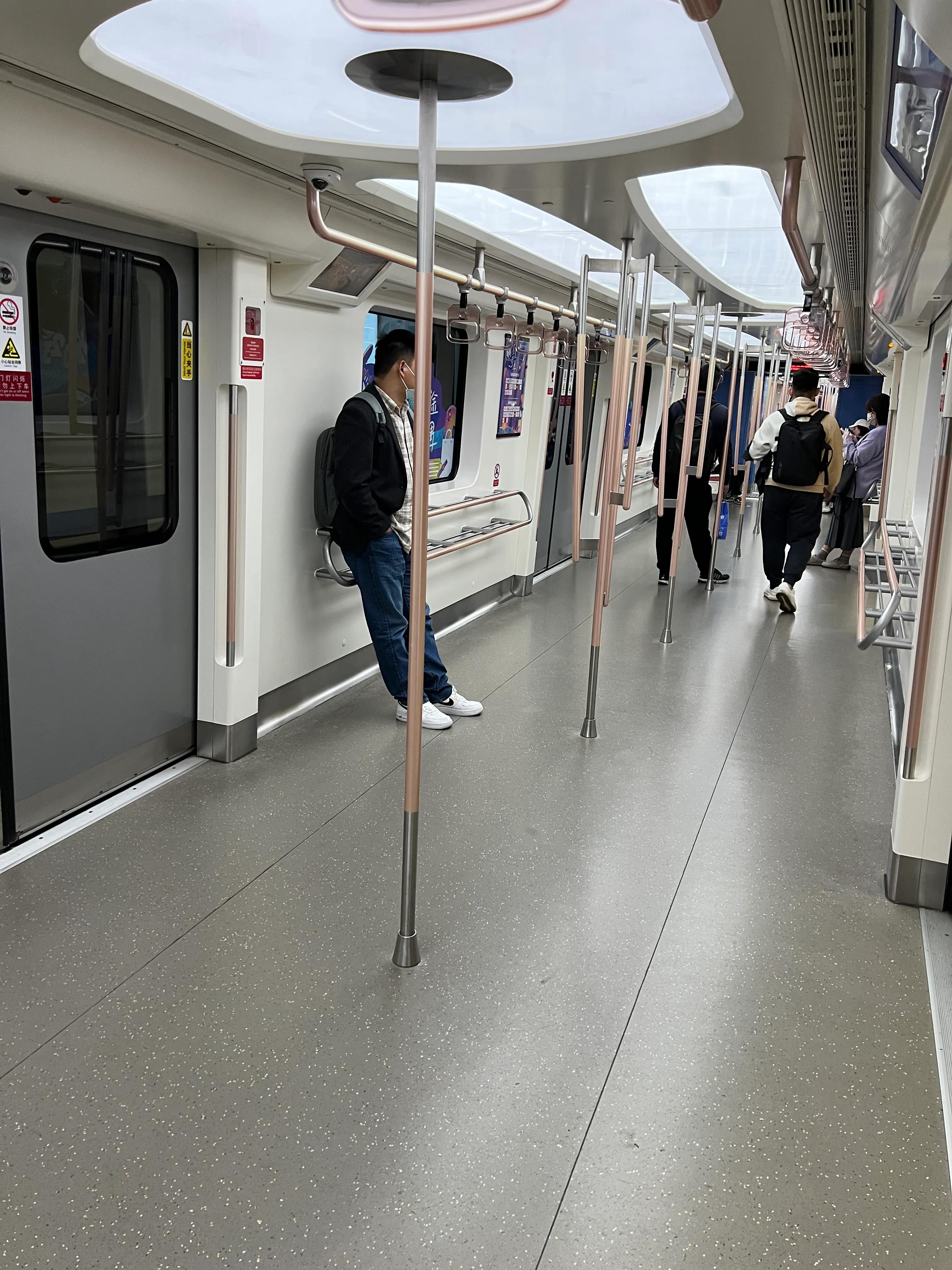 在浦东机场t2怎么去登机,浦东机场t2泰国登机流程