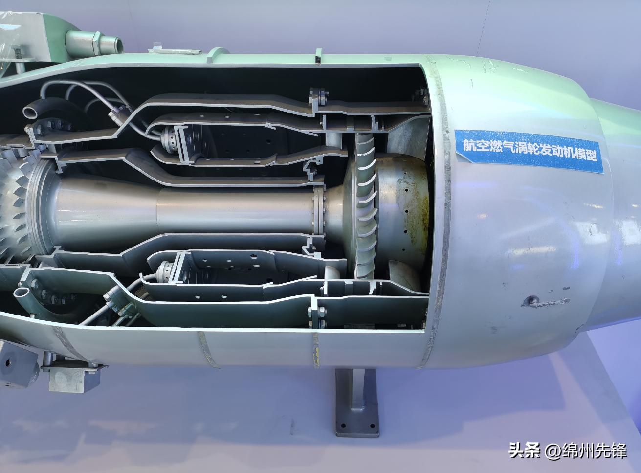 缁甸槼鍐涘垱,鍥涘窛缁甸槼鍐涘垱