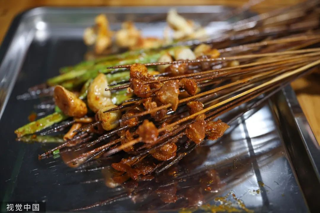 乐山油炸串串被网友投诉,取缔乐山油炸串串是真的吗