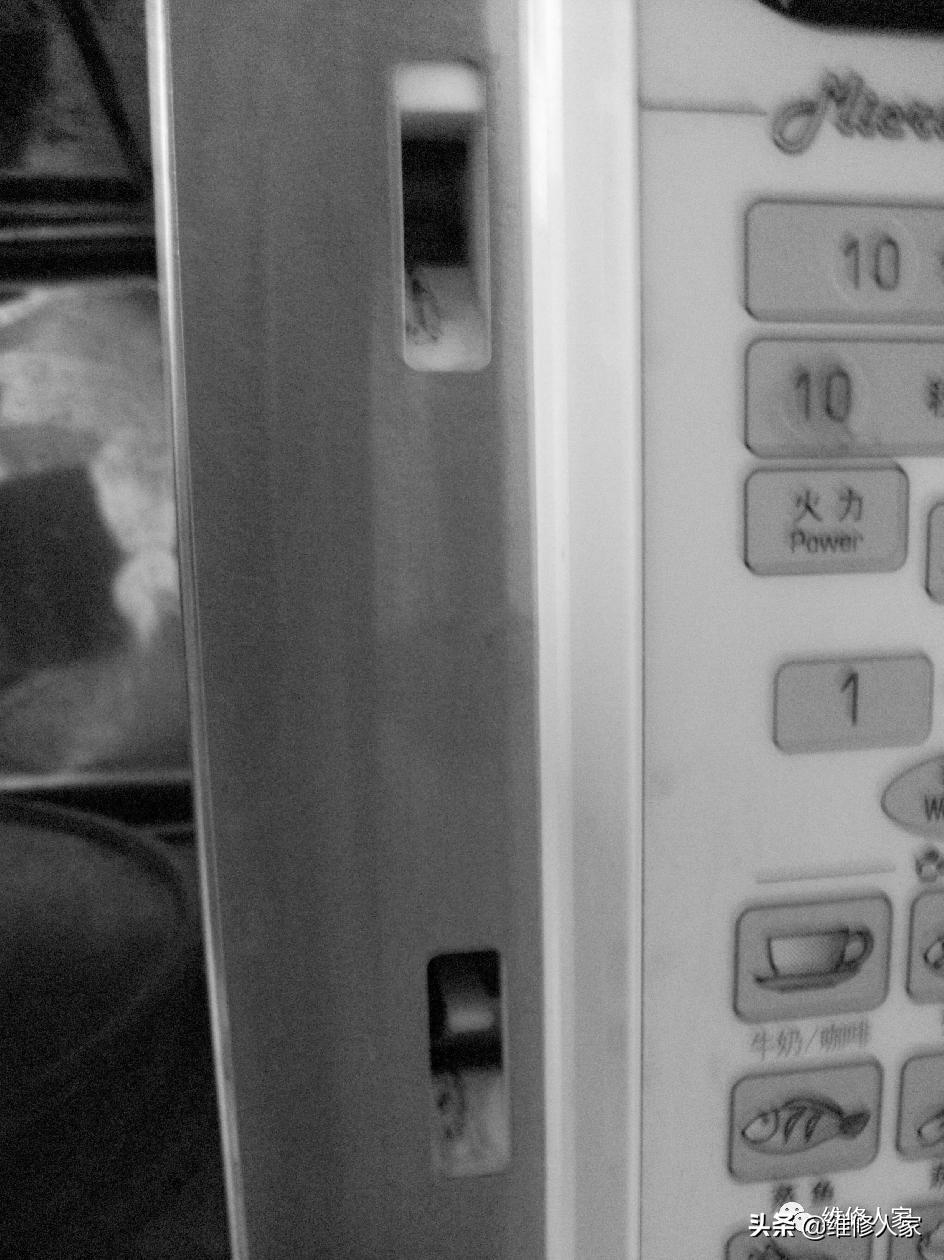 微波炉通电转盘一直转不停,微波炉电风扇不转故障检修方法