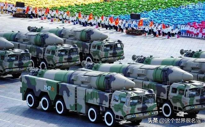 中国航天史上第一次火箭发射视频,中国第一次载人航天火箭发射消息