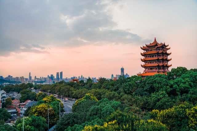 6岁小朋友背诵古诗词,你是否支持学龄前儿童背古诗