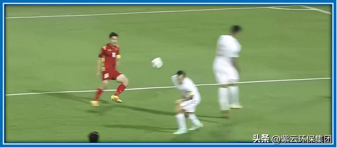 怎么让足球踢出去再回来,怎么才能让足球踢得远