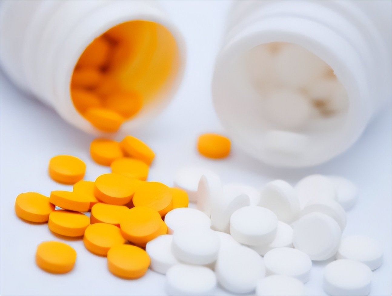 烧心“天敌”奥美拉唑，长期服用会怎样？你需要清楚