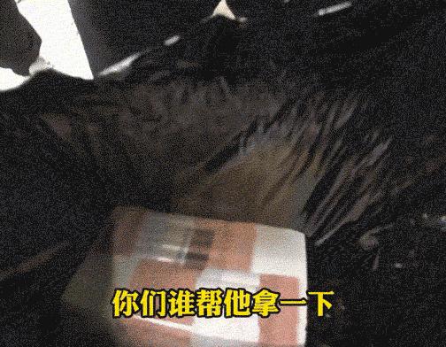 被拐聋哑老人寻亲,被工地收留六年的聋哑老人