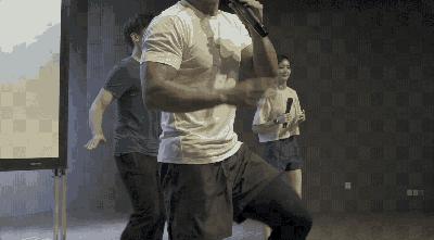 刘畊宏30分钟燃脂多少卡,刘畊宏核心燃脂法