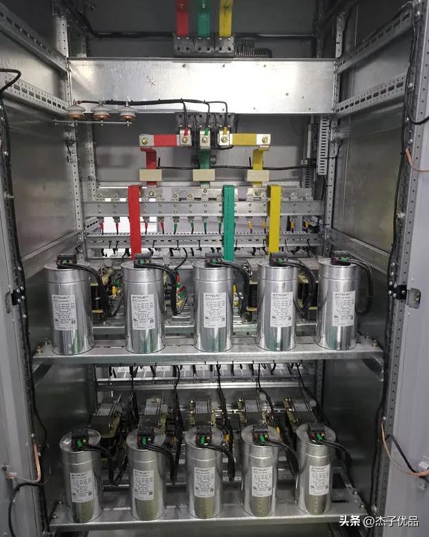 大一电工基础电流电压符号,电工知识教学视频电压电流功率