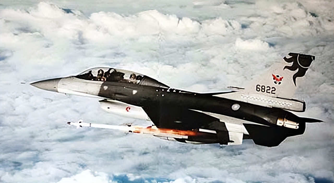 解放军要想全胜统一台湾，究竟需要投入多少兵力和*器武**装备？