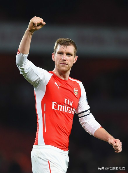 拿过大力神杯的球队有哪些,哪些足球明星拿过大力神杯