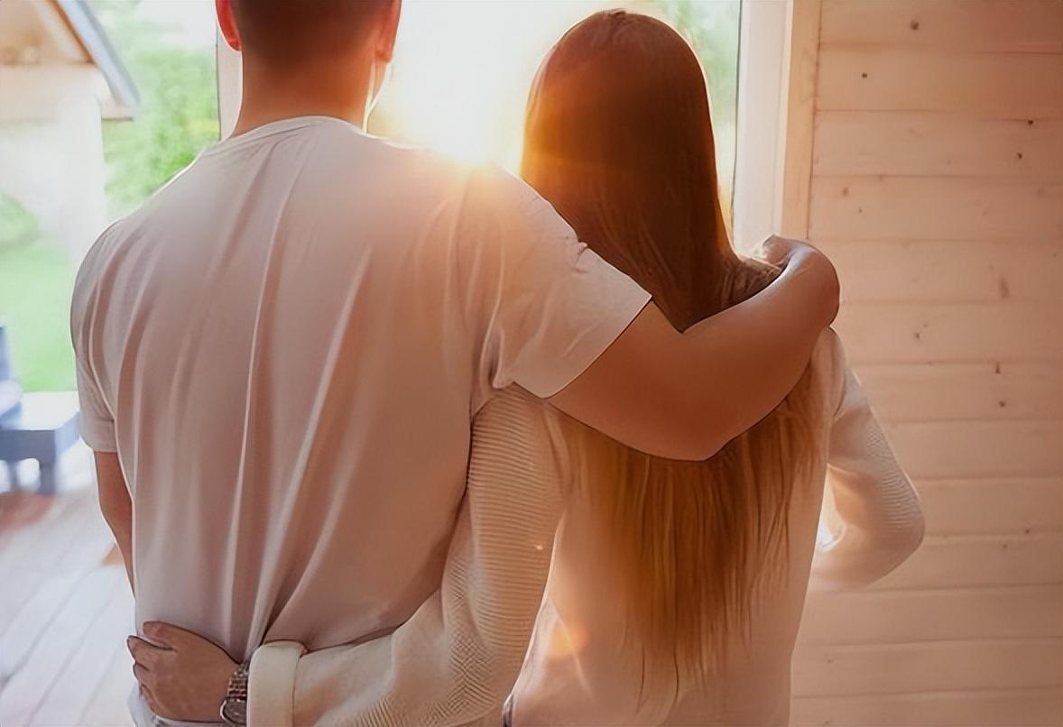 夫妻生活频率多少为宜?学者直言一周一次最幸福?网友:涨知识了