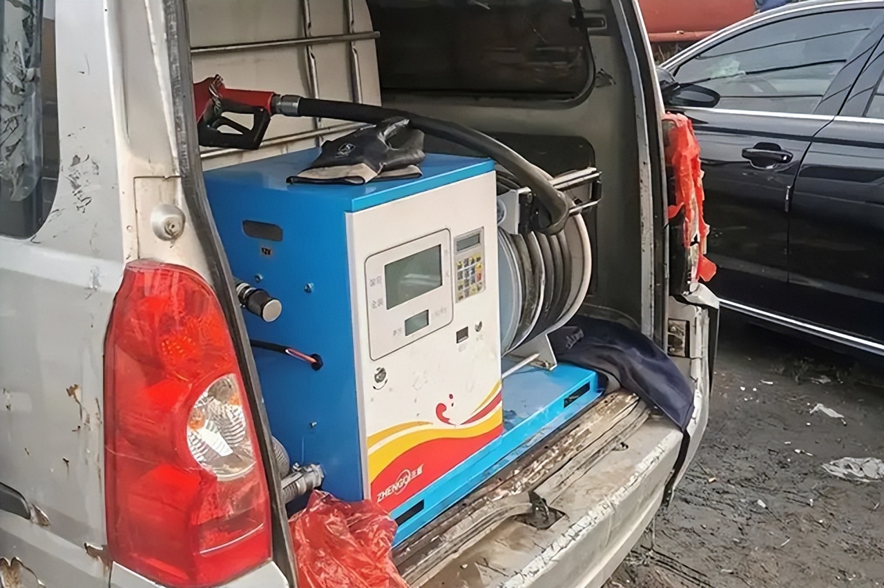 每升油便宜5毛是几折,每升油便宜一块多