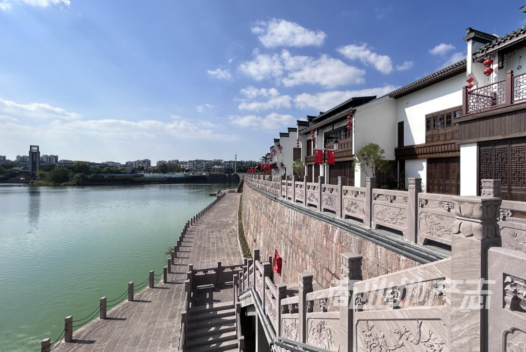 黄山风景屯溪老街,夜游黄山屯溪老街一角