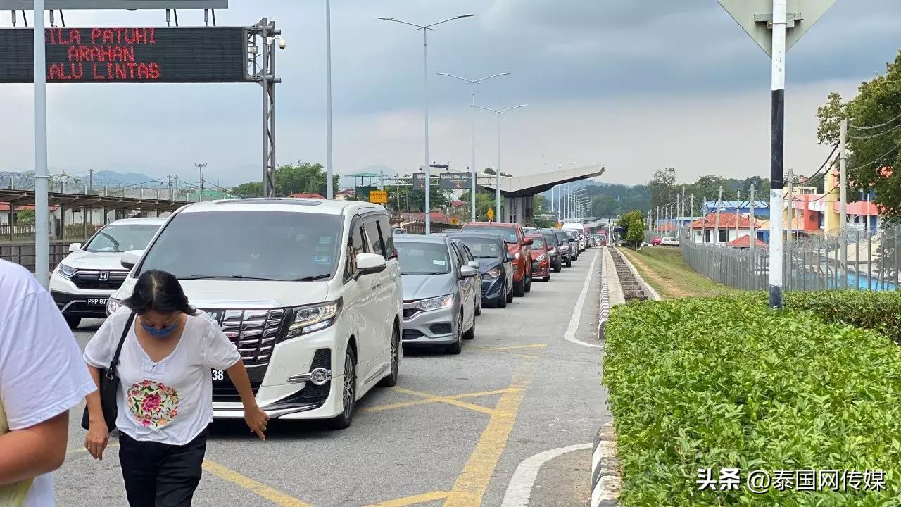 我国游客去泰国旅游,中国游客又去泰国旅游