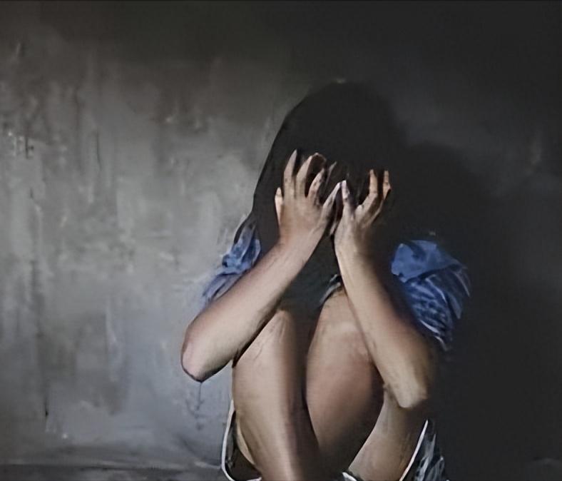 美国女教师侵害12岁学生,美国女教师侵害17岁学生