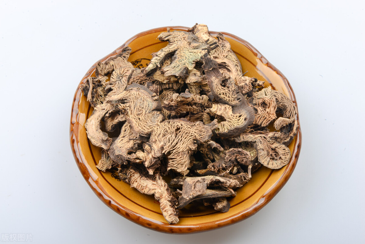 血虚风燥型荨麻疹吃肤痒颗粒行吗,顽固性荨麻疹遇热加重中药方子