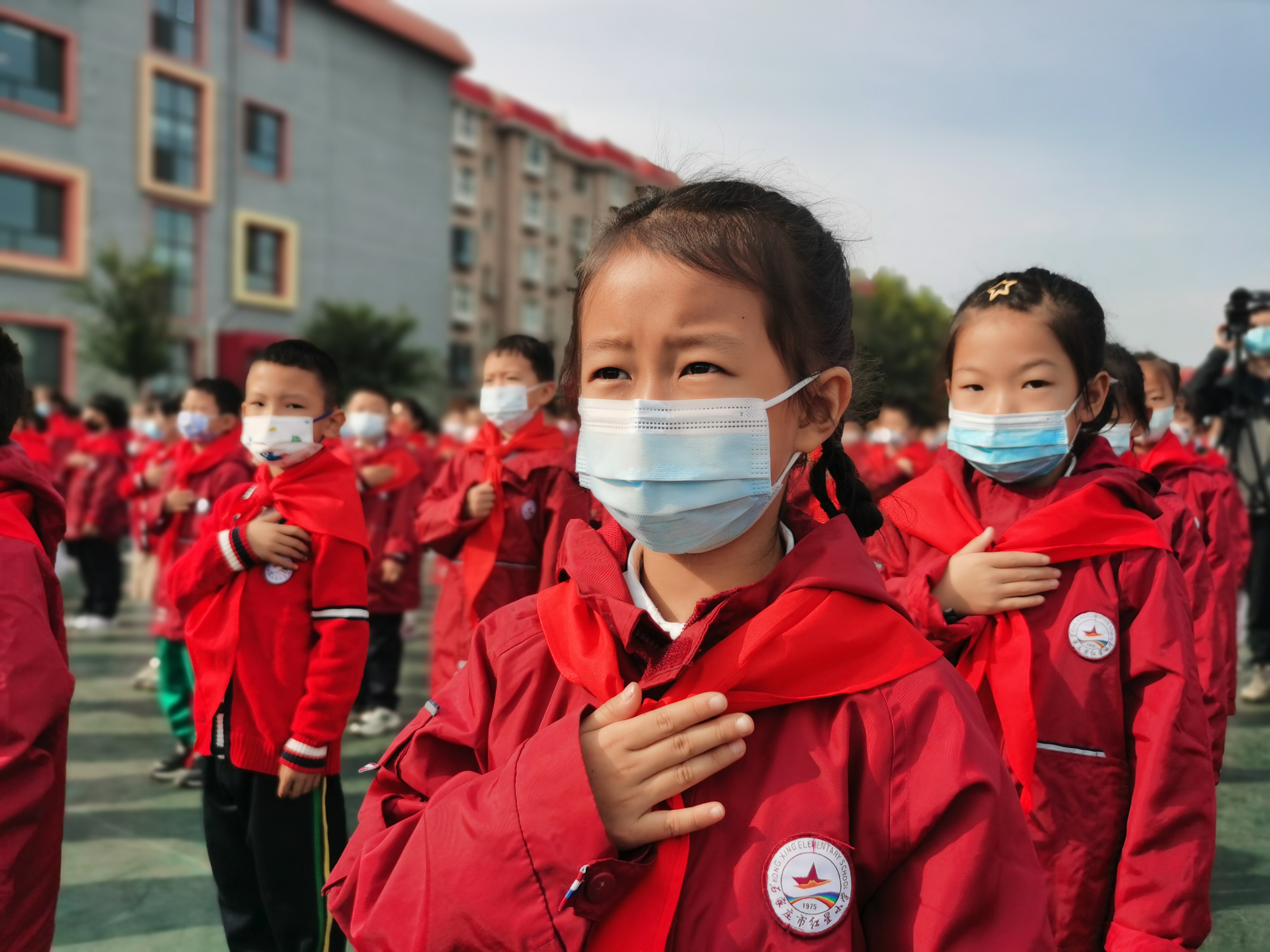 “童心向*党**强国有我”--石家庄市红星小学“献礼二十大”入队仪式