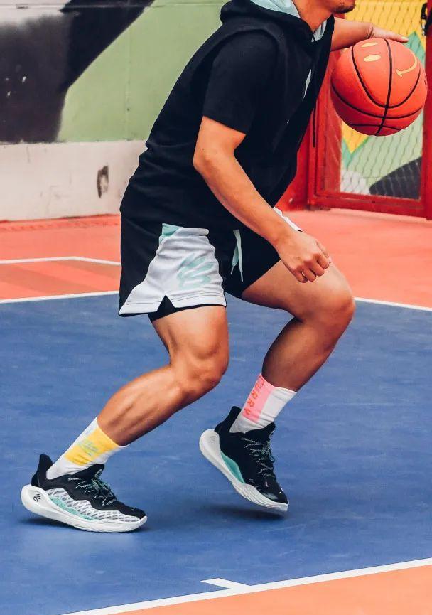 全新球鞋,这双球鞋见证了你的进步和蜕变