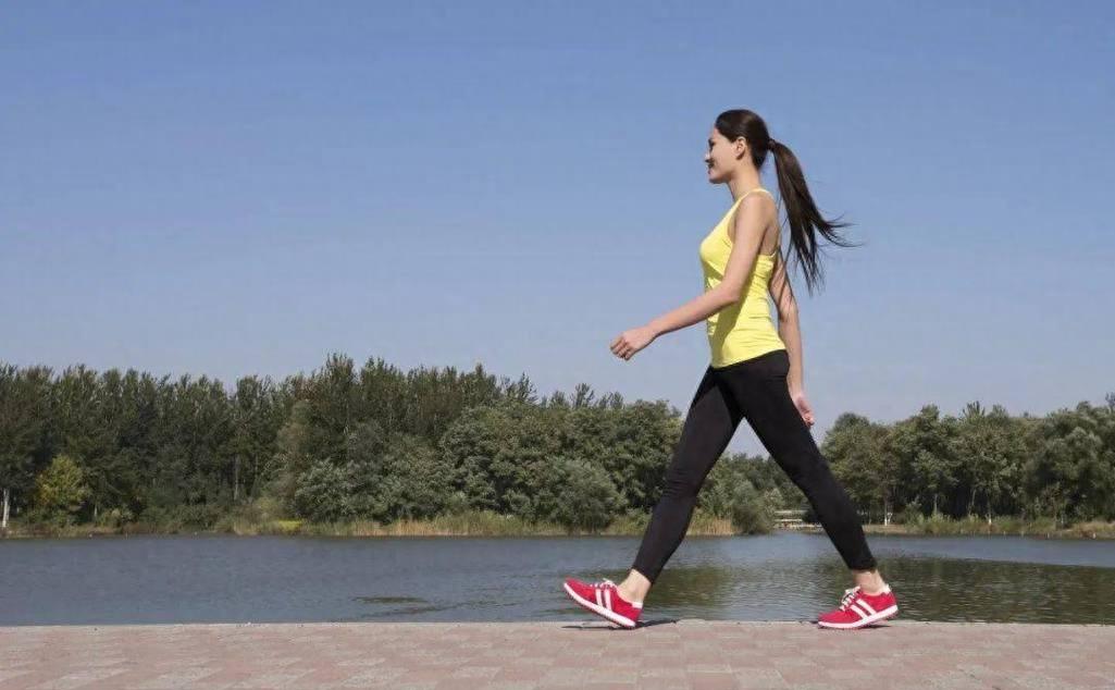 超细致的美甲教程一遍就能学会哦,教你做美甲一学就会超级简单