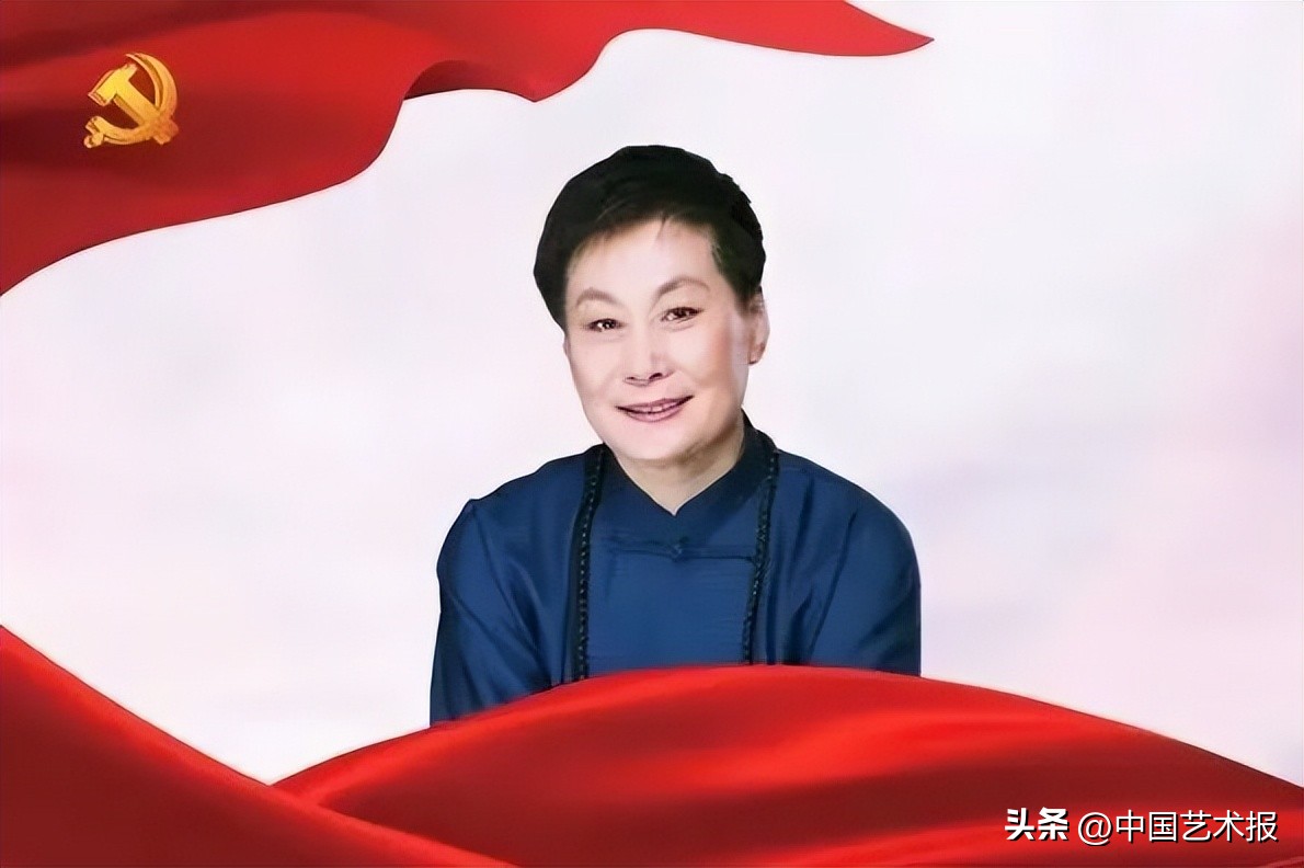 杩欎釜灞曡涓轰粈涔堜細闇囨捈浜哄績,杩欎釜灞曡鎵撶牬鑹烘湳鍜岀敓娲荤殑鐣岄檺