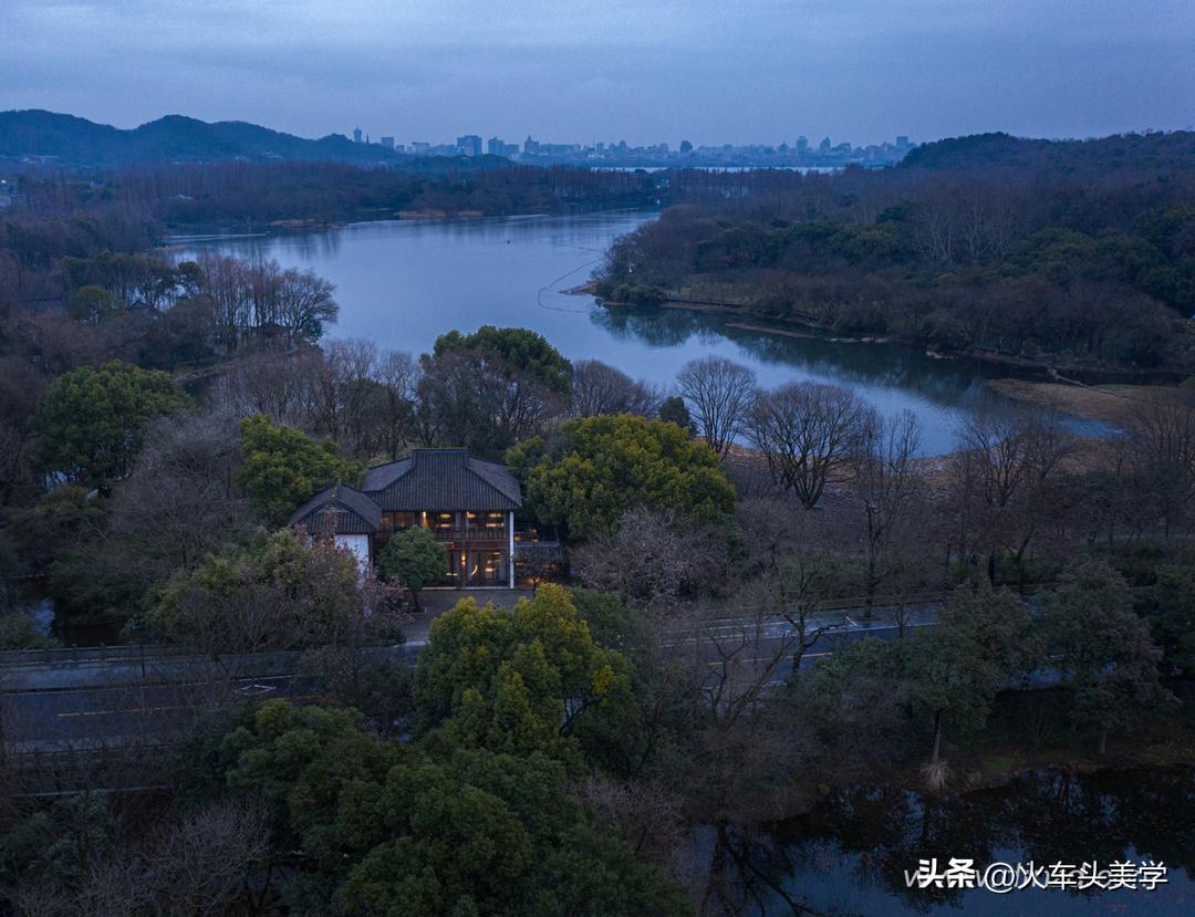 慢珊瑚设计·五峰草堂，隐于喧嚣的精致餐厅