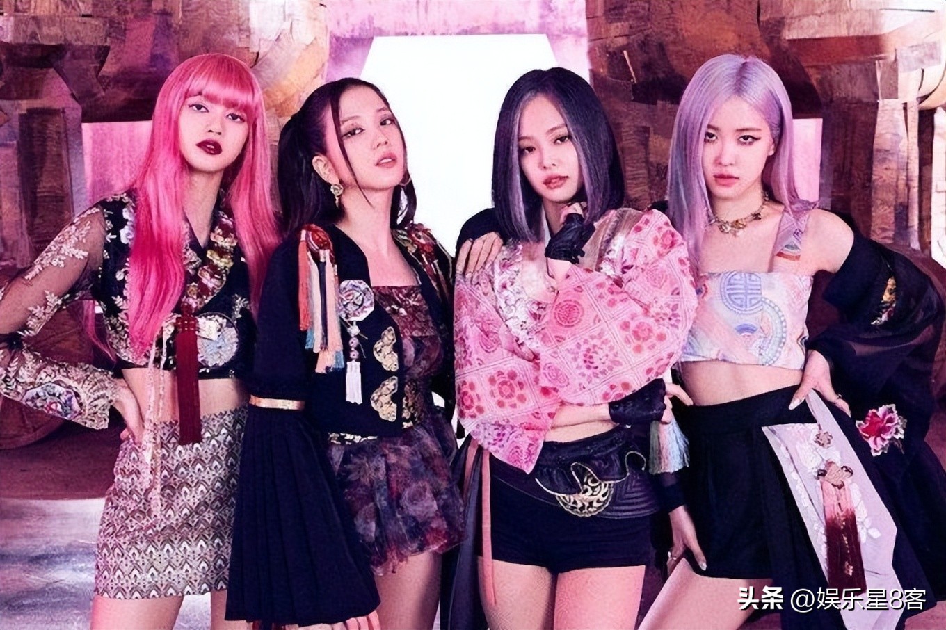 “改良韩服”这盘棋有多大？BTS、BLACKPINK带货，韩国财团力挺