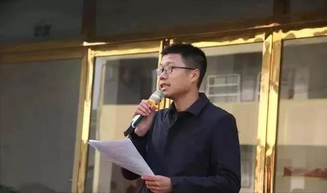 推销酒水被骗女孩,推销酒女报警