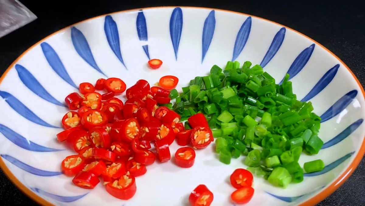 中年人吃什么碱性的菜好,女性到中年多吃哪三样带碱性的菜