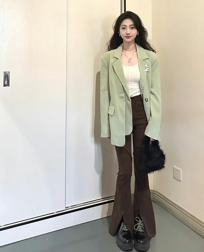 男士修身格子西装搭配各种穿法,绿色格子西装马甲搭配各种穿法