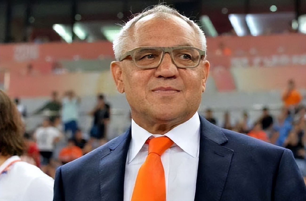 输球后郝伟却笑容满面,郝伟谈输球