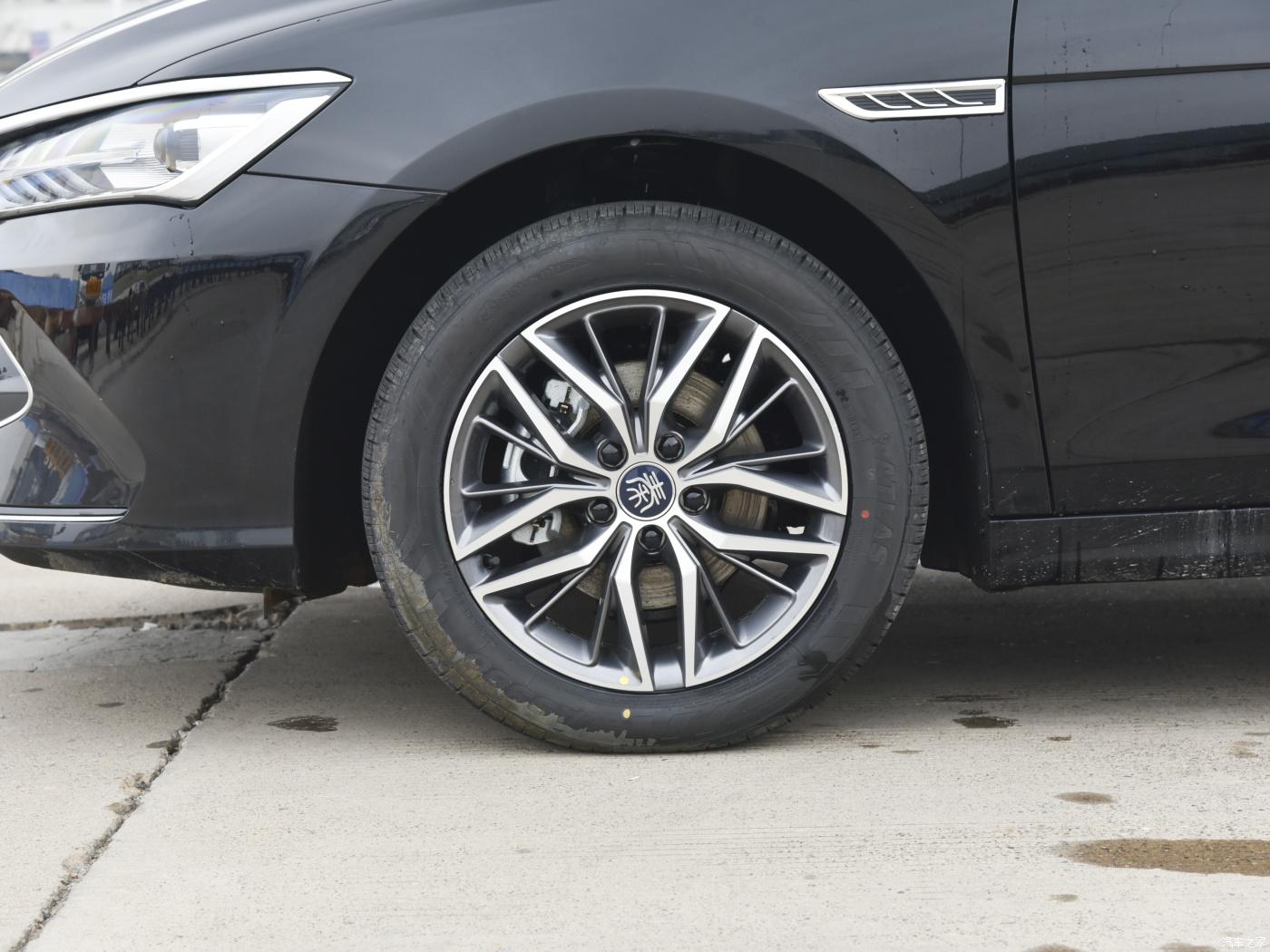 雷神星驰轮胎和静悦轮胎优缺点,雷神星驰轮胎怎么样