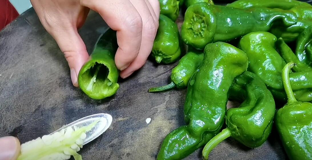 冬天手脚冰凉一定要多吃这个汤,手脚冰冷多吃这几道菜