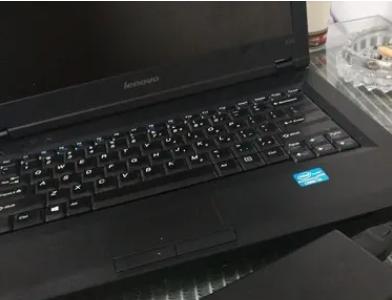 联想笔记本e420电脑电池维修教程,联想thinkpade440维修教程