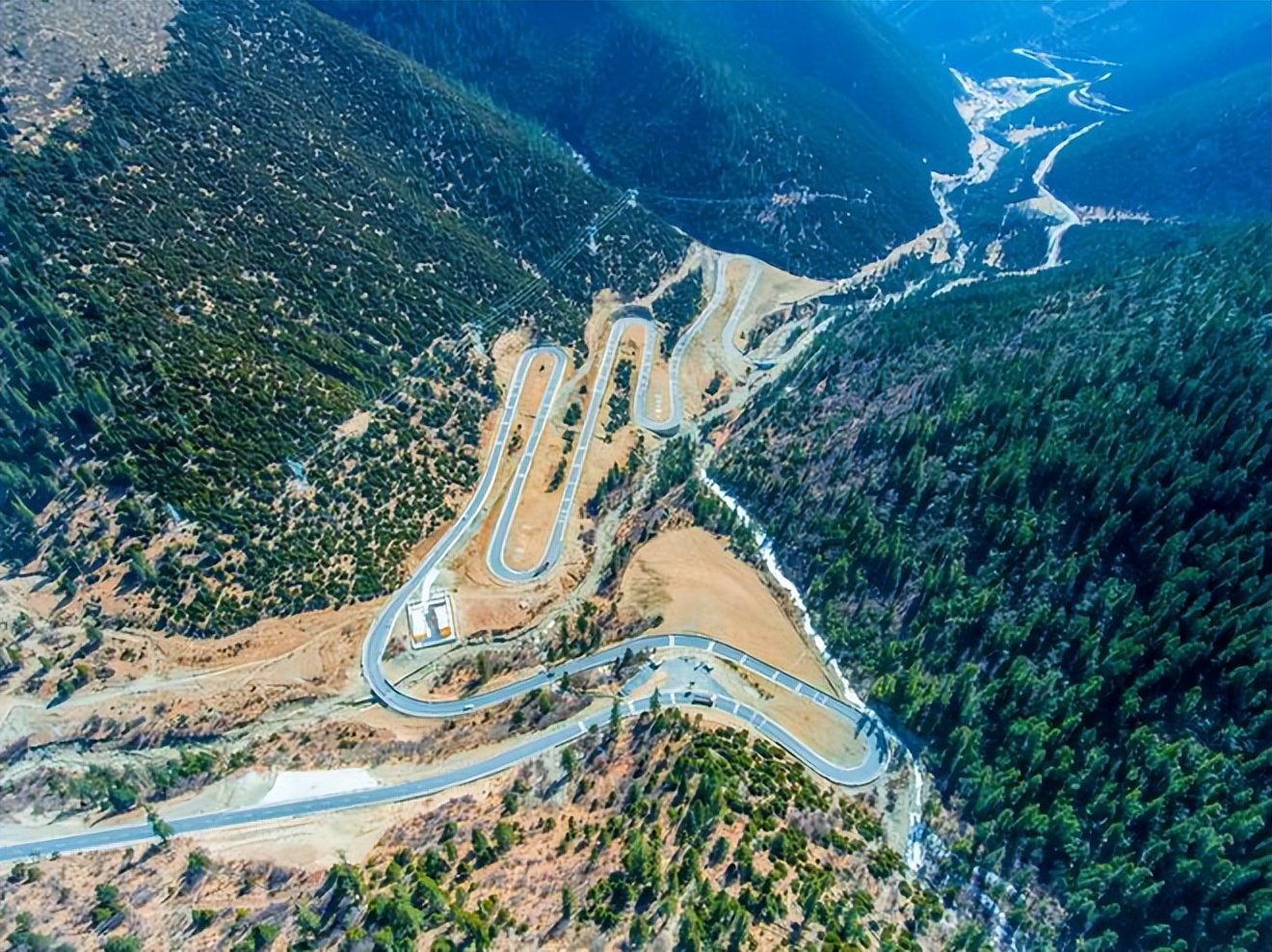 4月暖和自驾游适合去的地方,这个季节适合去哪旅游自驾