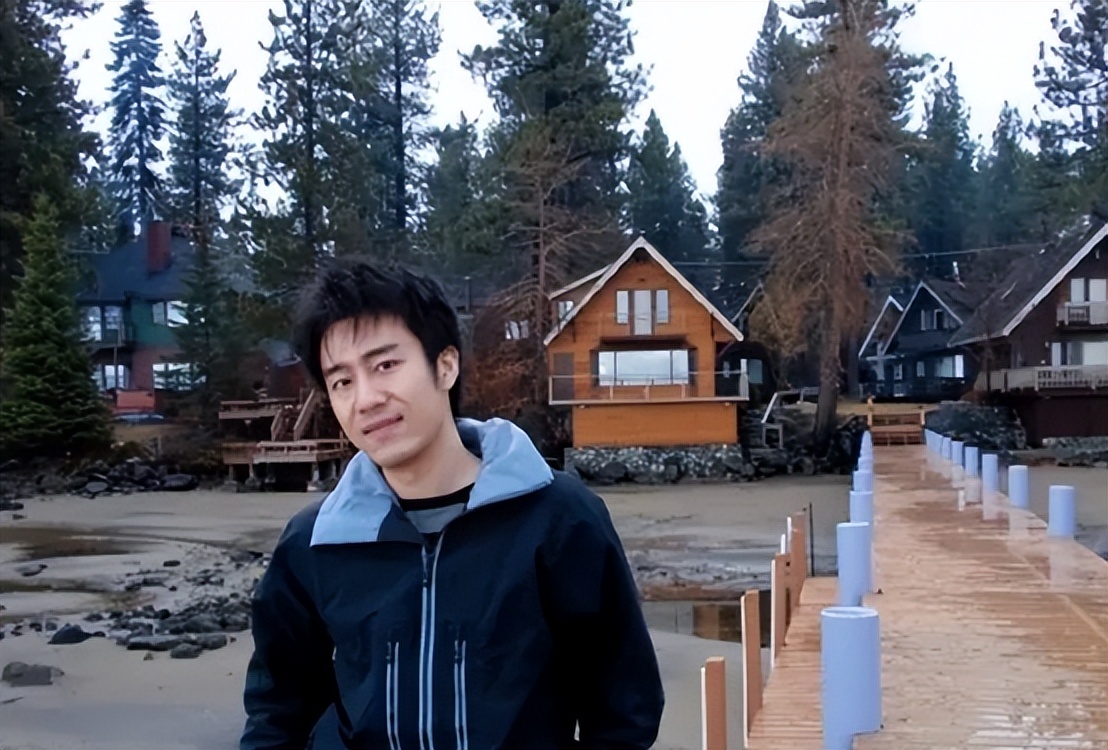 三年败光58万后续,陈欧王思聪充电宝