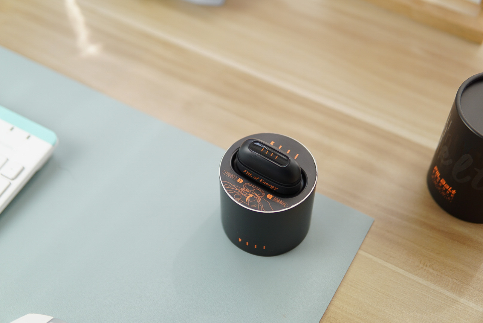 耳机太便宜会损伤耳朵吗,耳机越来越贵