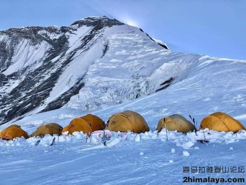 「尼」明玛G和团队登顶2022年春季登山季首座八千米级别山峰