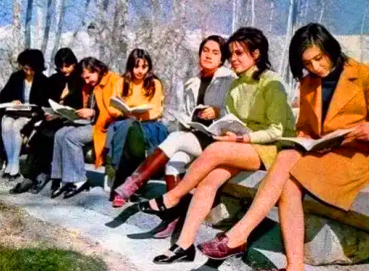 伊朗国家队现状,伊朗拒唱国歌的后果