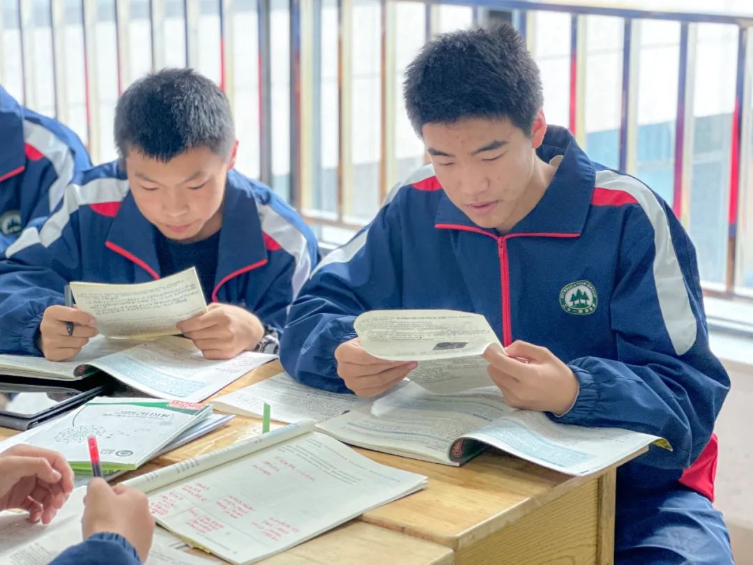 南湖行知丨【战“疫”线下篇】封校不封爱,温暖一直在