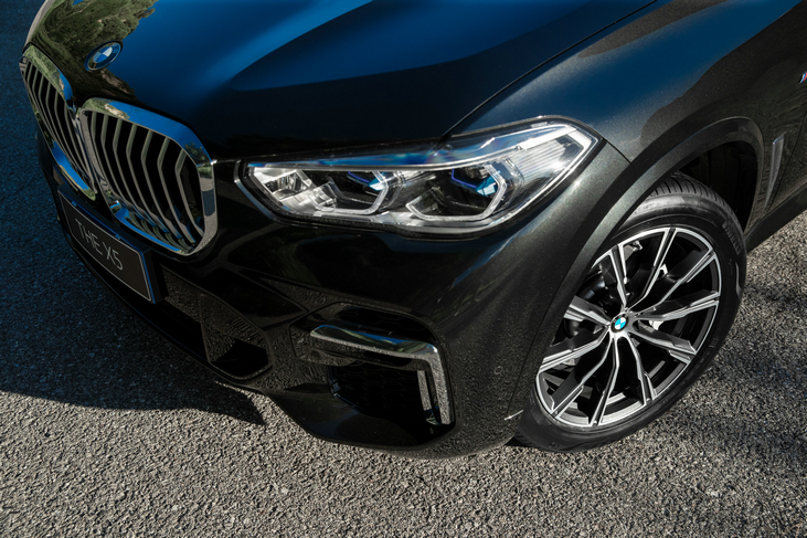 宝马x5xdrive30i曜夜版顶配,宝马x5xdrive30li尊享型m运动曜夜