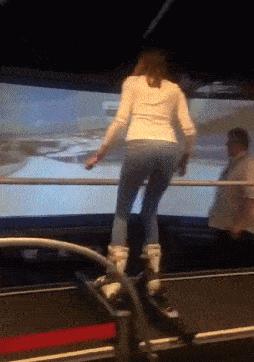 杭州最美老板娘视频,最美老板娘网友连夜赶往现场